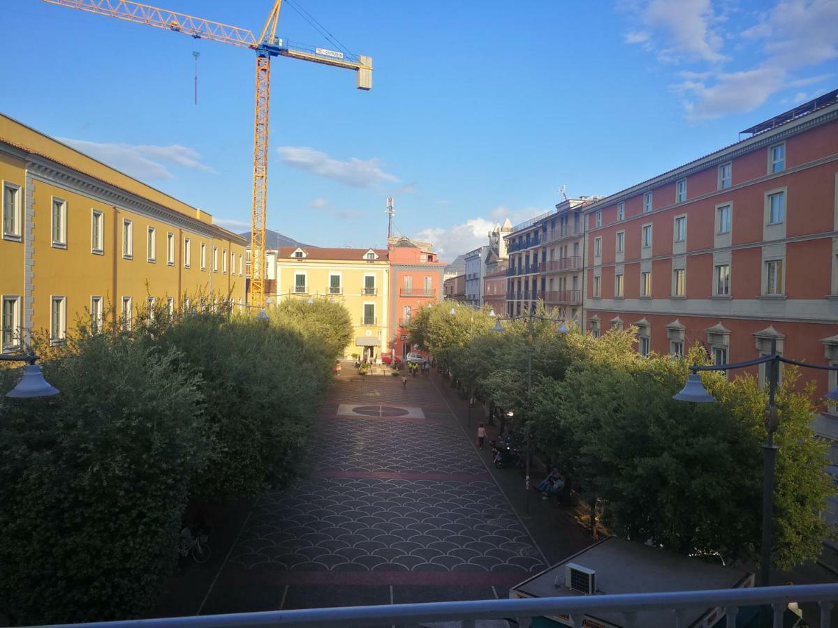 Reggiahome Apartment Caserta Buitenkant foto